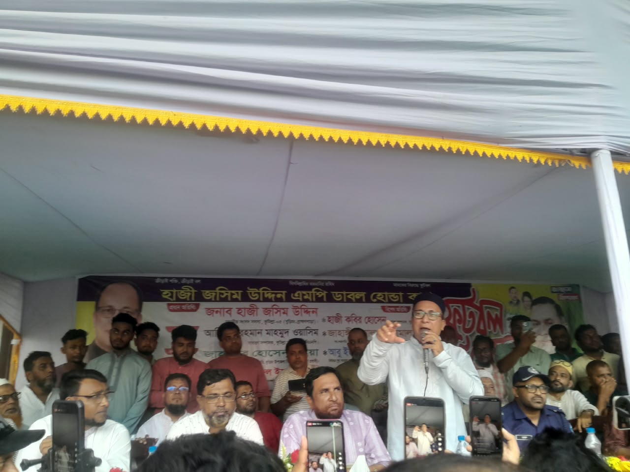 বুড়িচংয়ে হাজী জসিম উদ্দিন এমপি ডাবল হোন্ডা কাপ ফুটবল টুর্নামেন্টের উদ্বোধন