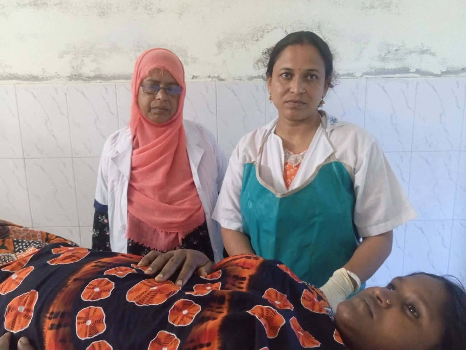 বটিয়াঘাটায় নির্বাহী অফিসারে প্রচেষ্টায় ৩ বছর পর চালু ইউনিয়ন স্বাস্থ্য ও পরিবার কল্যাণ কেন্দ্র, প্রসব সেবায় জন্ম নিল কন্যাশিশু