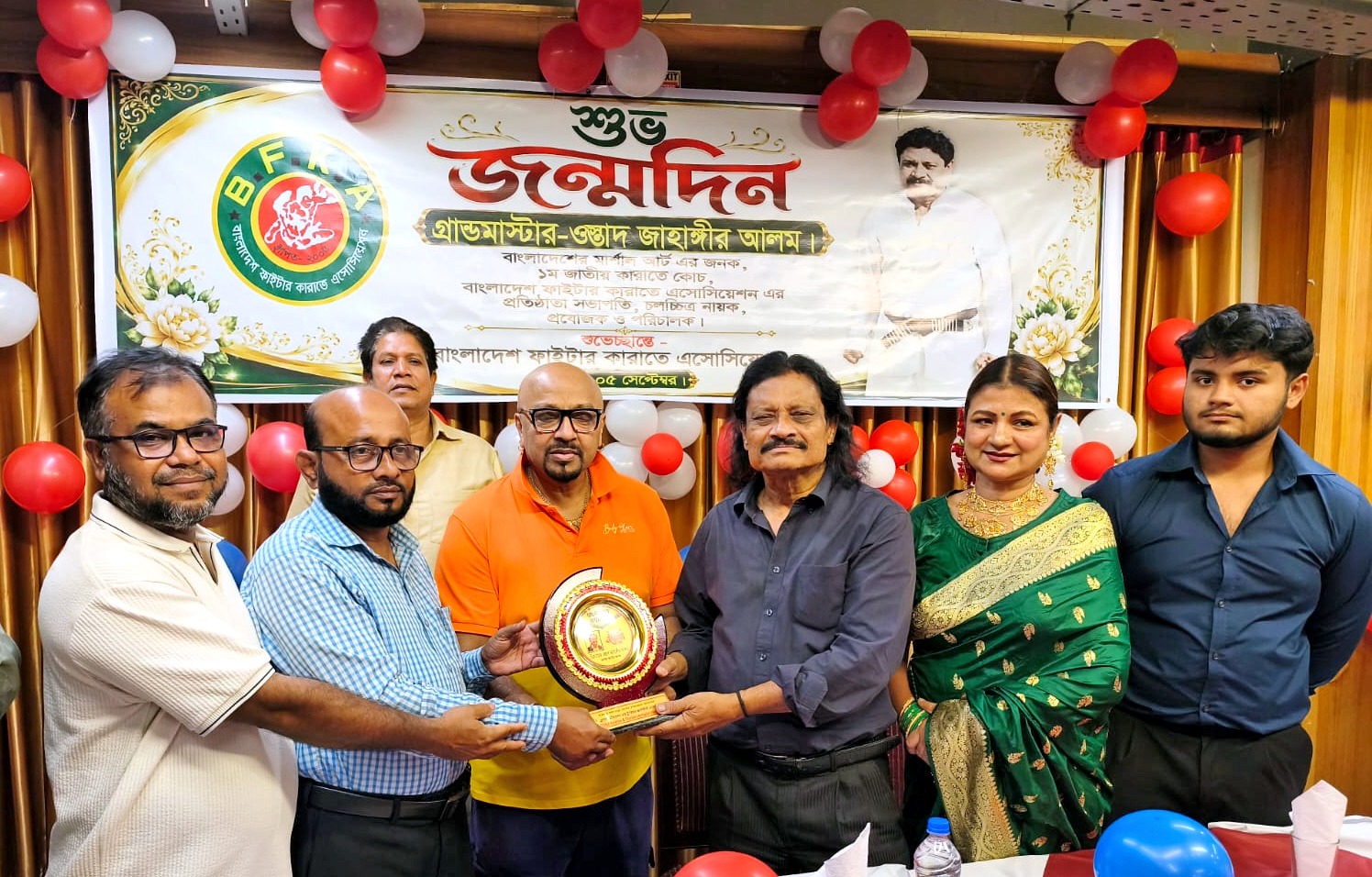 ওস্তাদ জাহাঙ্গীর আলমের জন্মদিনে গ্যাটজার আজীবন সম্মাননা প্রদান