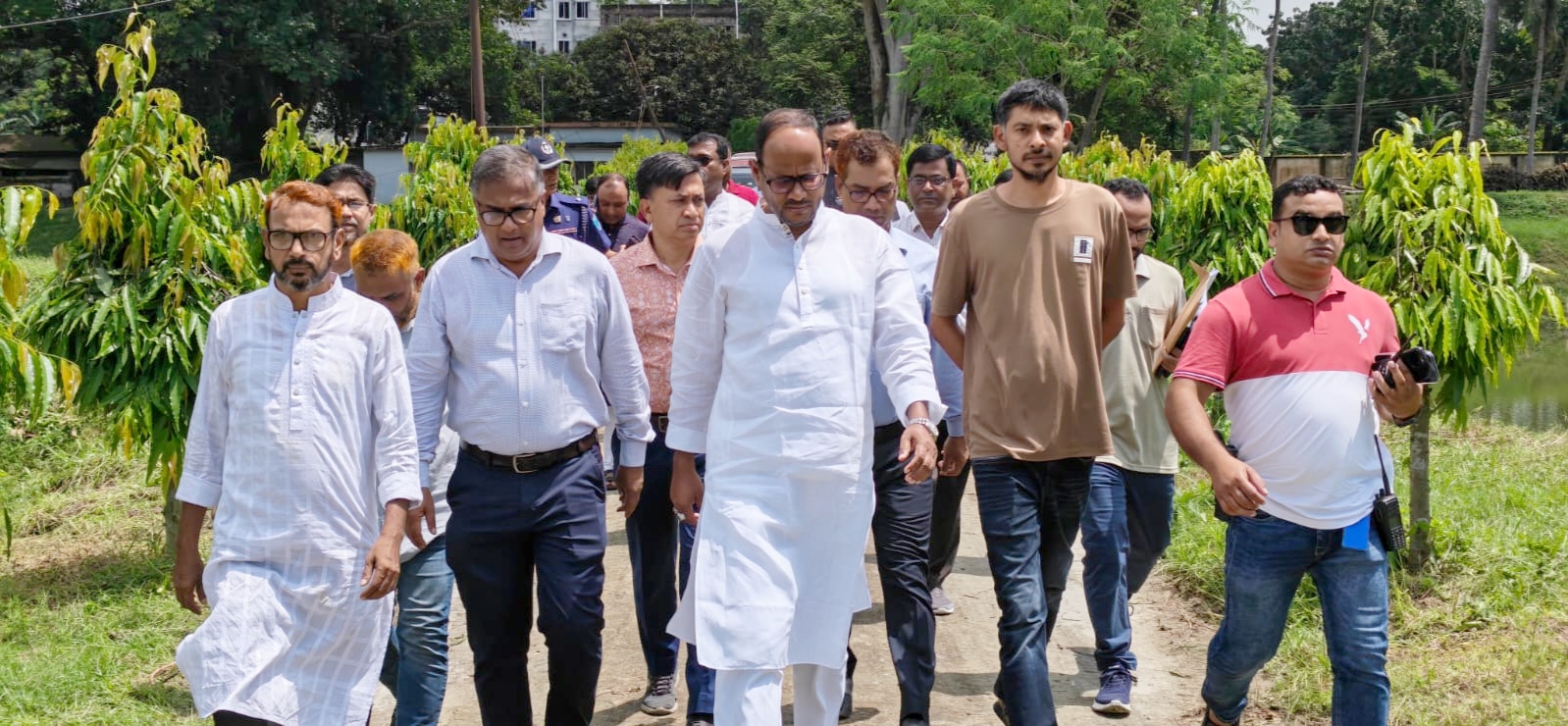 টাঙ্গাইলে মৎস্যবীজ উৎপাদন খামার পরিদর্শন, সৌরবিদ্যুৎ ব্যবস্থার উদ্বোধন করলেন প্রতিমন্ত্রী টুকু
