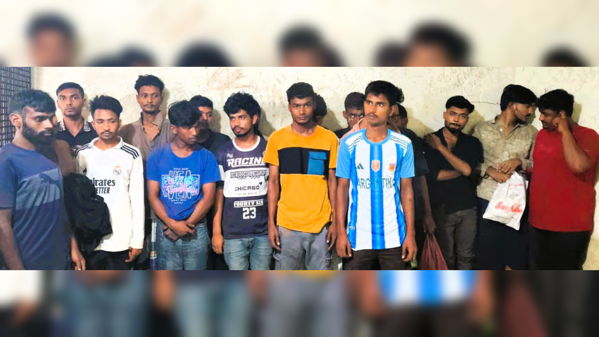 কুমিল্লা কোতয়ালী থানার বিশেষ অভিযান, ভারতীয় মদসহ গ্রেপ্তার ৩, ছিনতাইকারী ২, সামারি ট্রায়ালে সাজা ১২ জনের
