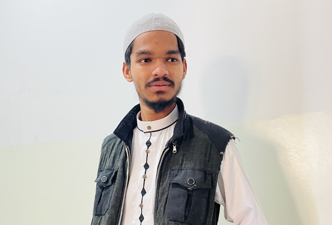 নীরব মানুষেরও একটি গল্প আছে